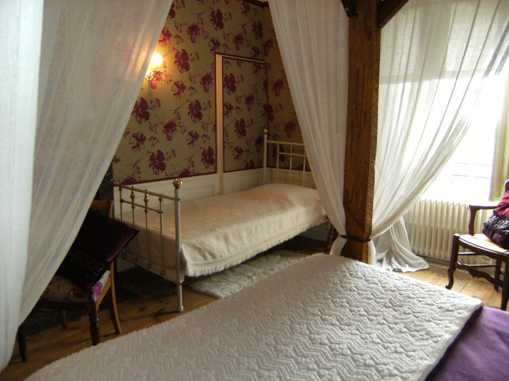 Bed and Breakfast Le Relais Du Mont Chauve Caumont-Sur-Aure Pokój zdjęcie