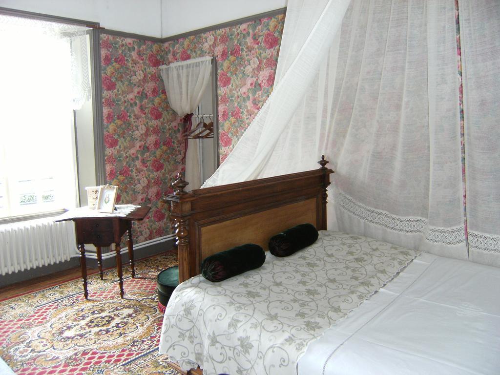 Bed and Breakfast Le Relais Du Mont Chauve Caumont-Sur-Aure Pokój zdjęcie