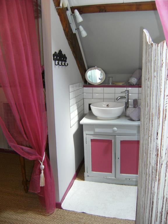 Bed and Breakfast Le Relais Du Mont Chauve Caumont-Sur-Aure Pokój zdjęcie